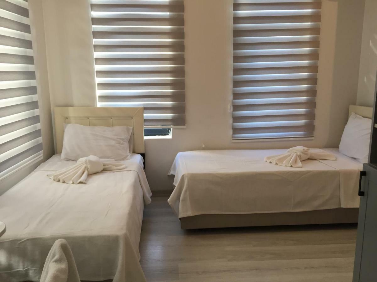 Taksim Square Apart Hotel Istanboel Buitenkant foto